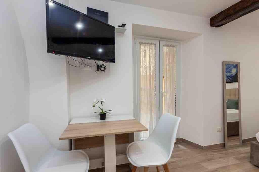 Spanish Steps Loft Сasa de vacaciones *